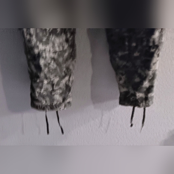 US Army ISSUED  ACU Digital Camo Pants Combat Medium Regular - Picture 11 of 12